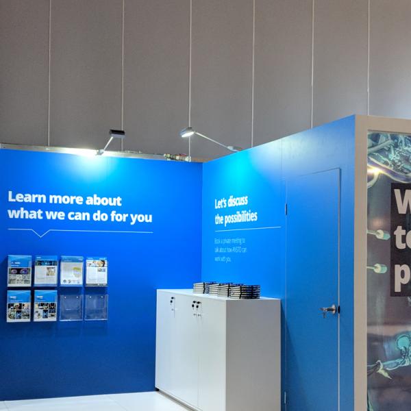 Nuclear medicine congress stand