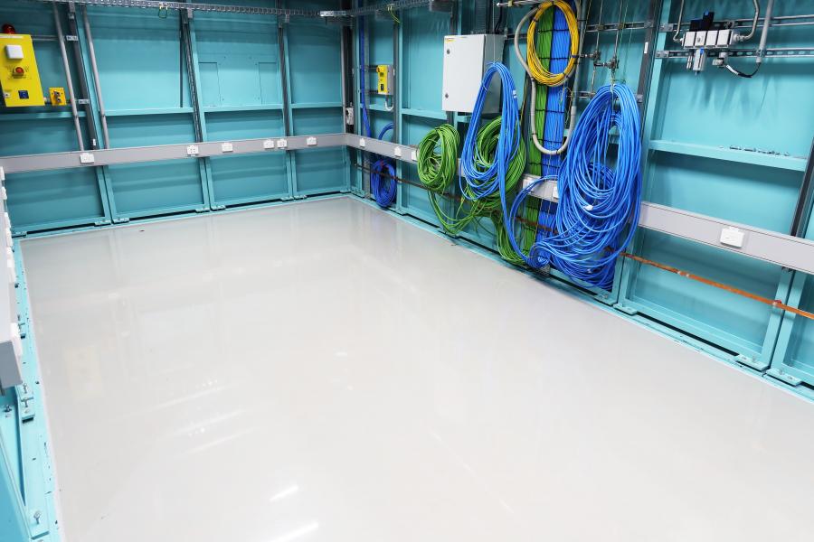 epoxy floor hutch 2A